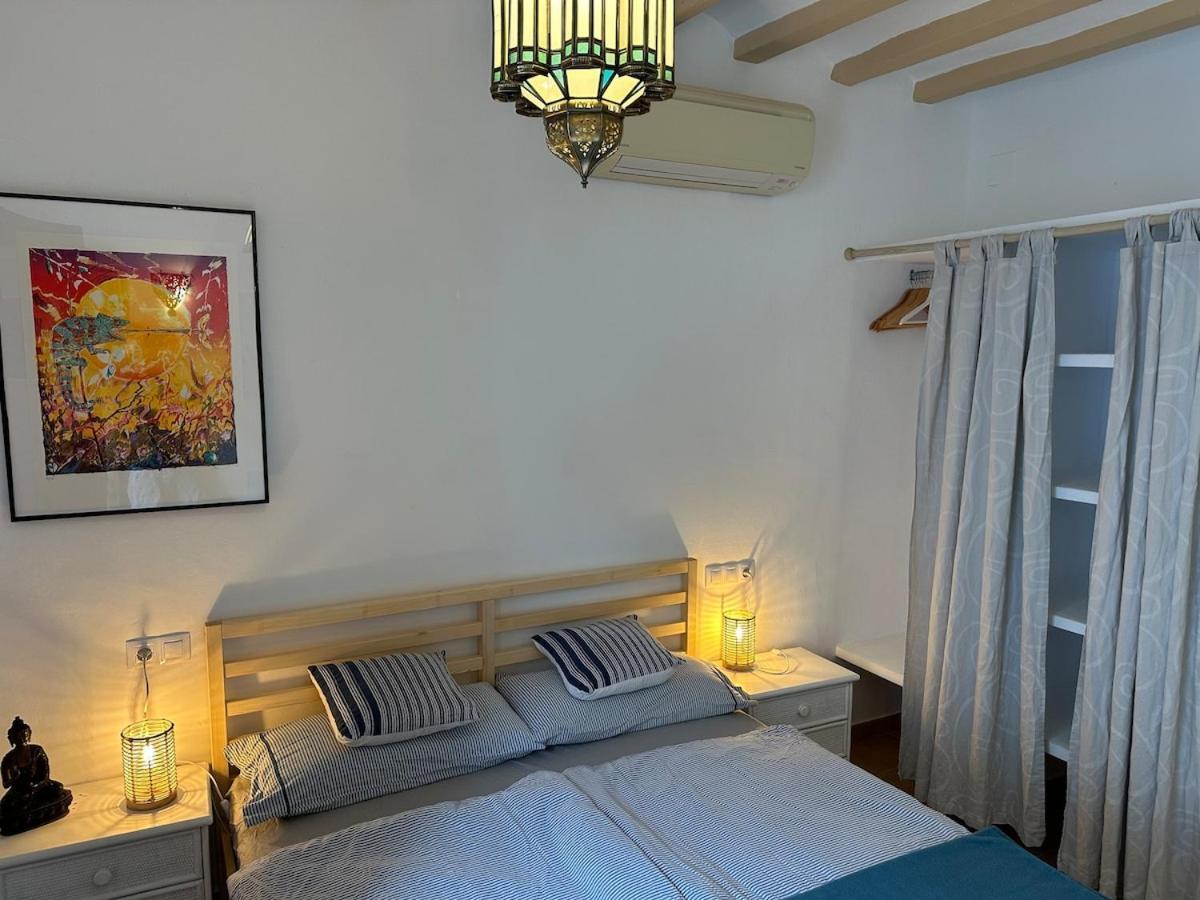 Oldtown Family House With Amazing Terrace - 3 Minutes From Beach! Вилахойоса Екстериор снимка