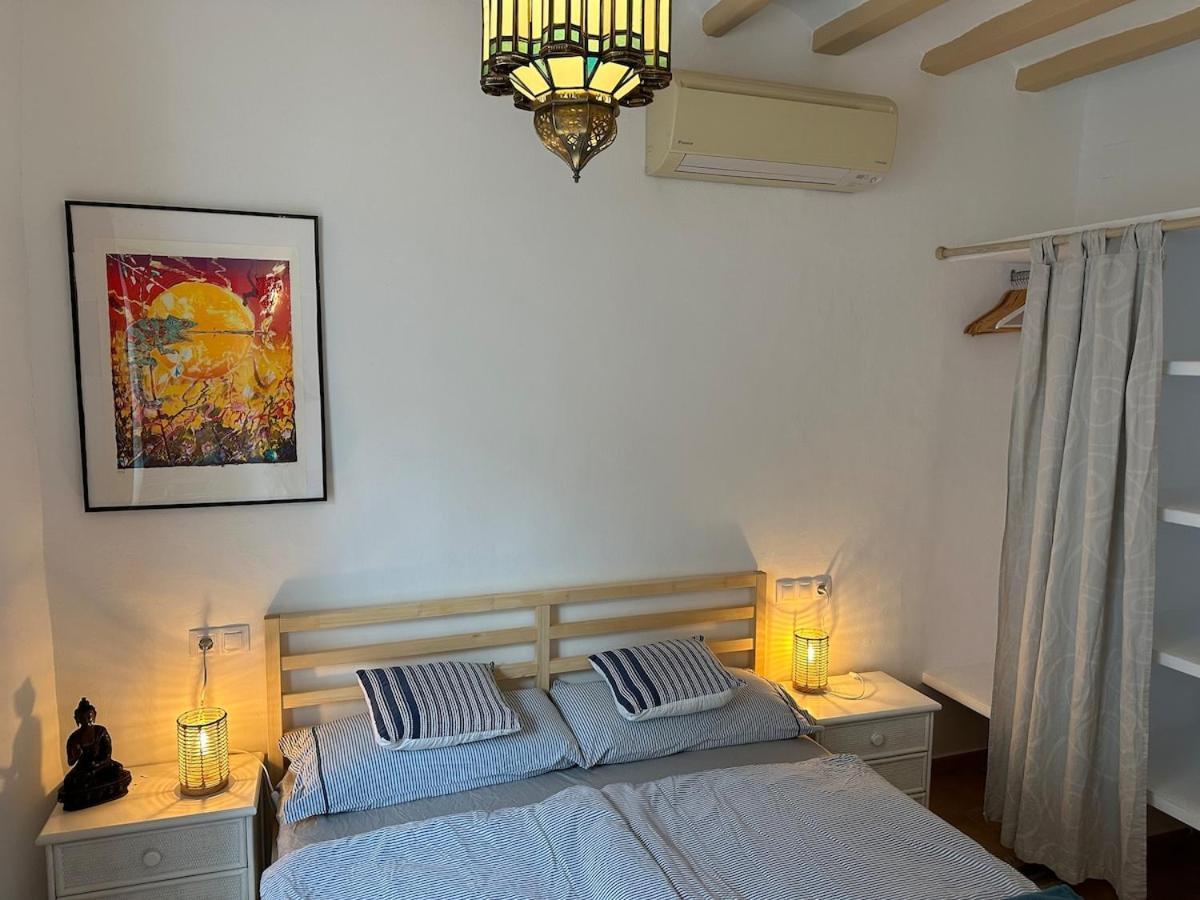 Oldtown Family House With Amazing Terrace - 3 Minutes From Beach! Вилахойоса Екстериор снимка