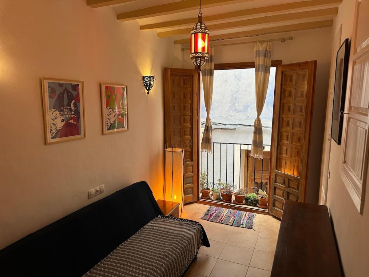 Oldtown Family House With Amazing Terrace - 3 Minutes From Beach! Вилахойоса Екстериор снимка