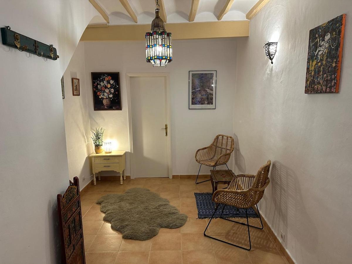 Oldtown Family House With Amazing Terrace - 3 Minutes From Beach! Вилахойоса Екстериор снимка