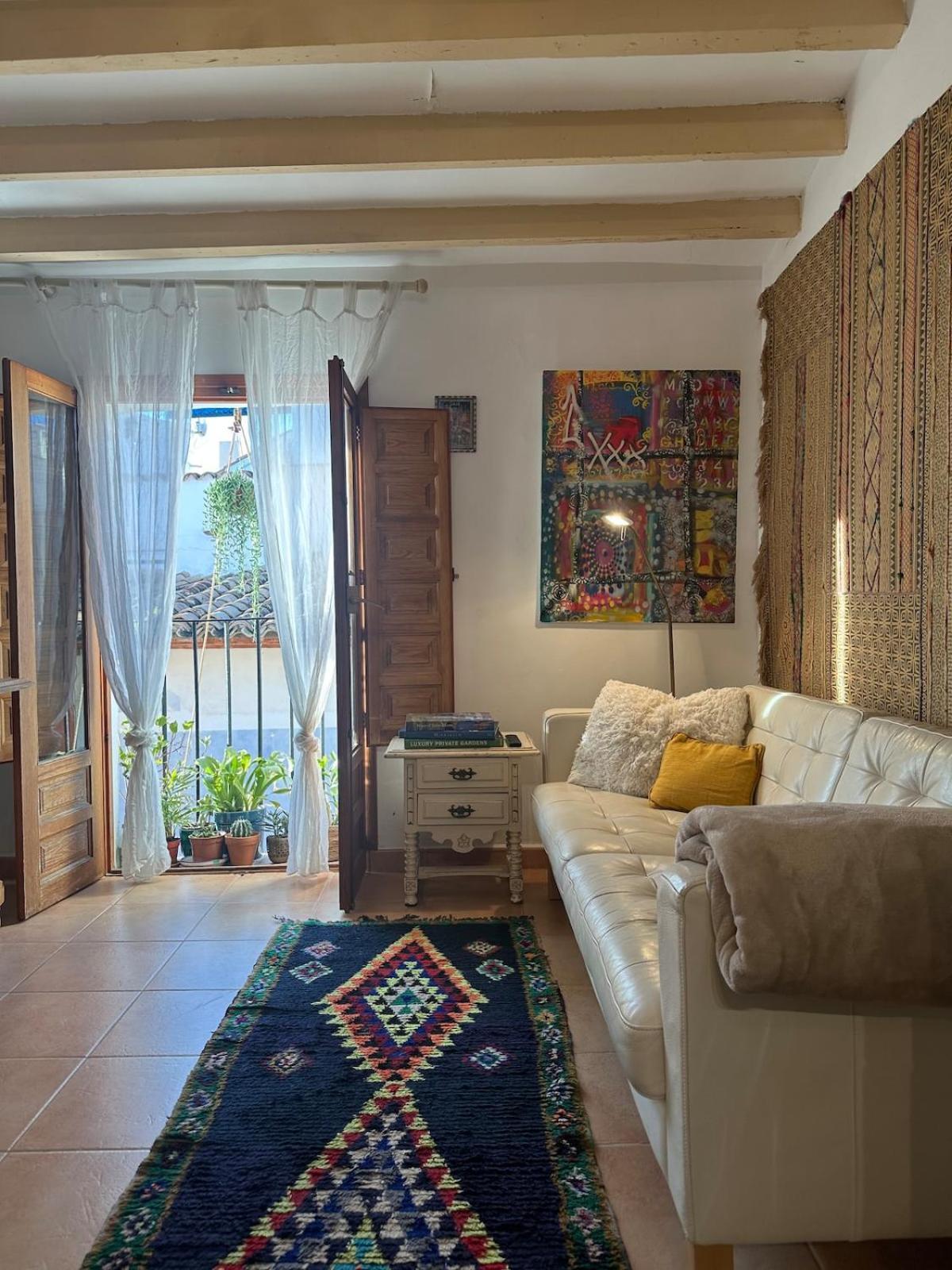 Oldtown Family House With Amazing Terrace - 3 Minutes From Beach! Вилахойоса Екстериор снимка